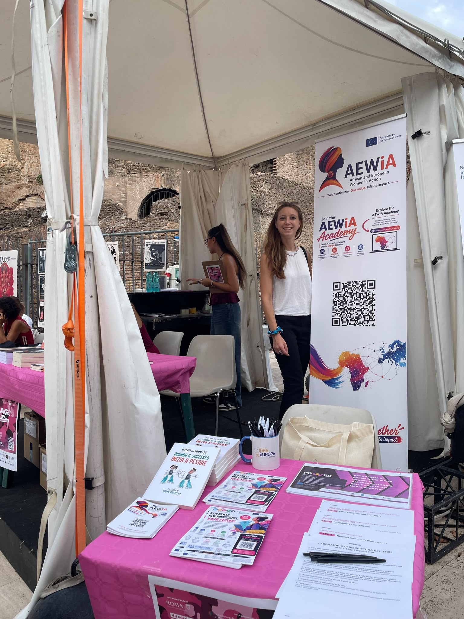 AEWiA project materials during the Rome public event